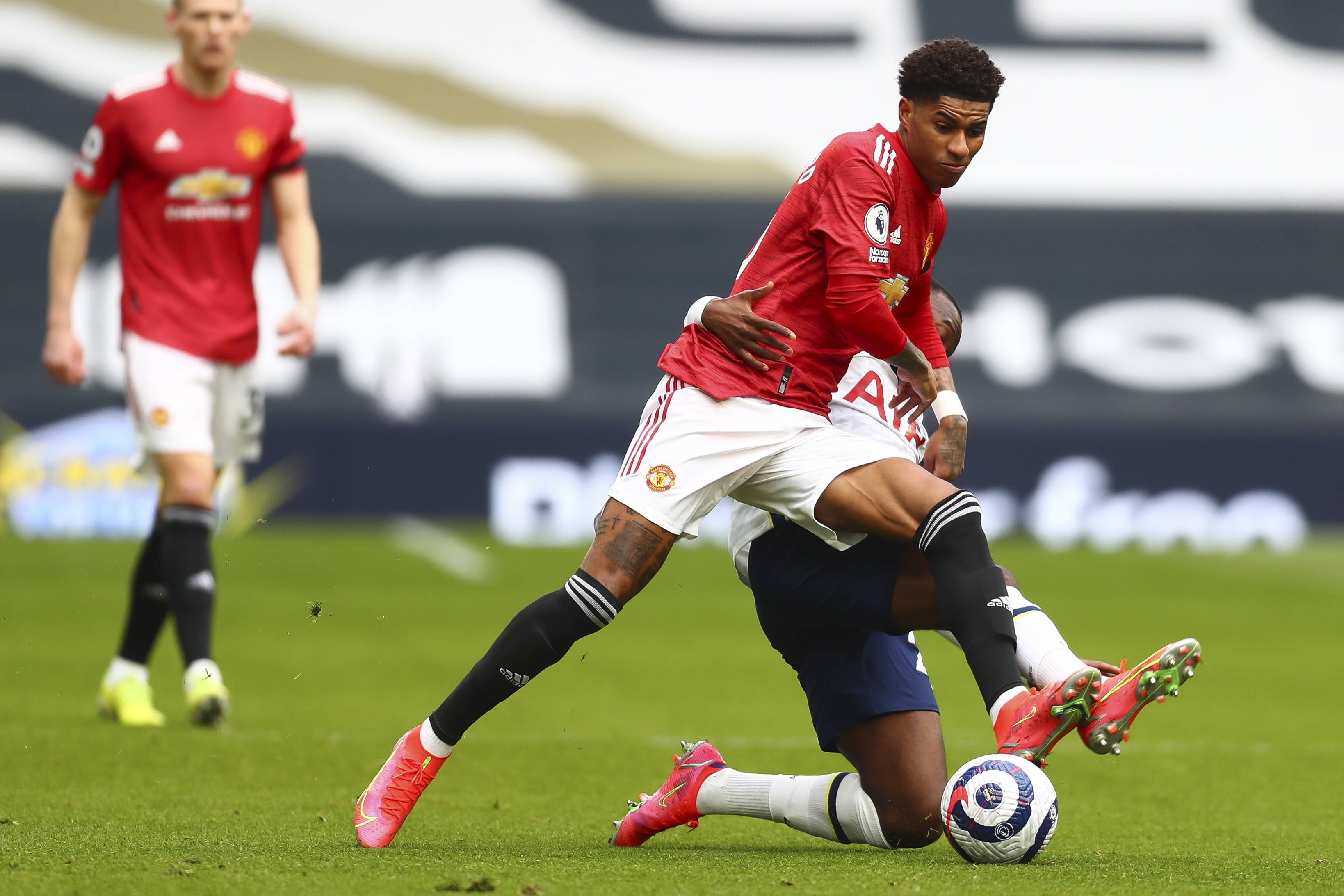 再度翱翔 再度翱翔